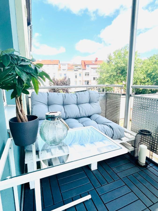 Renoviertes Apartment In Zentraler Lage - Wlan, Smart-Tv, Kueche, Balkon Und Queensize-Bett Fuer 4 Gaeste Erfurt Eksteriør billede